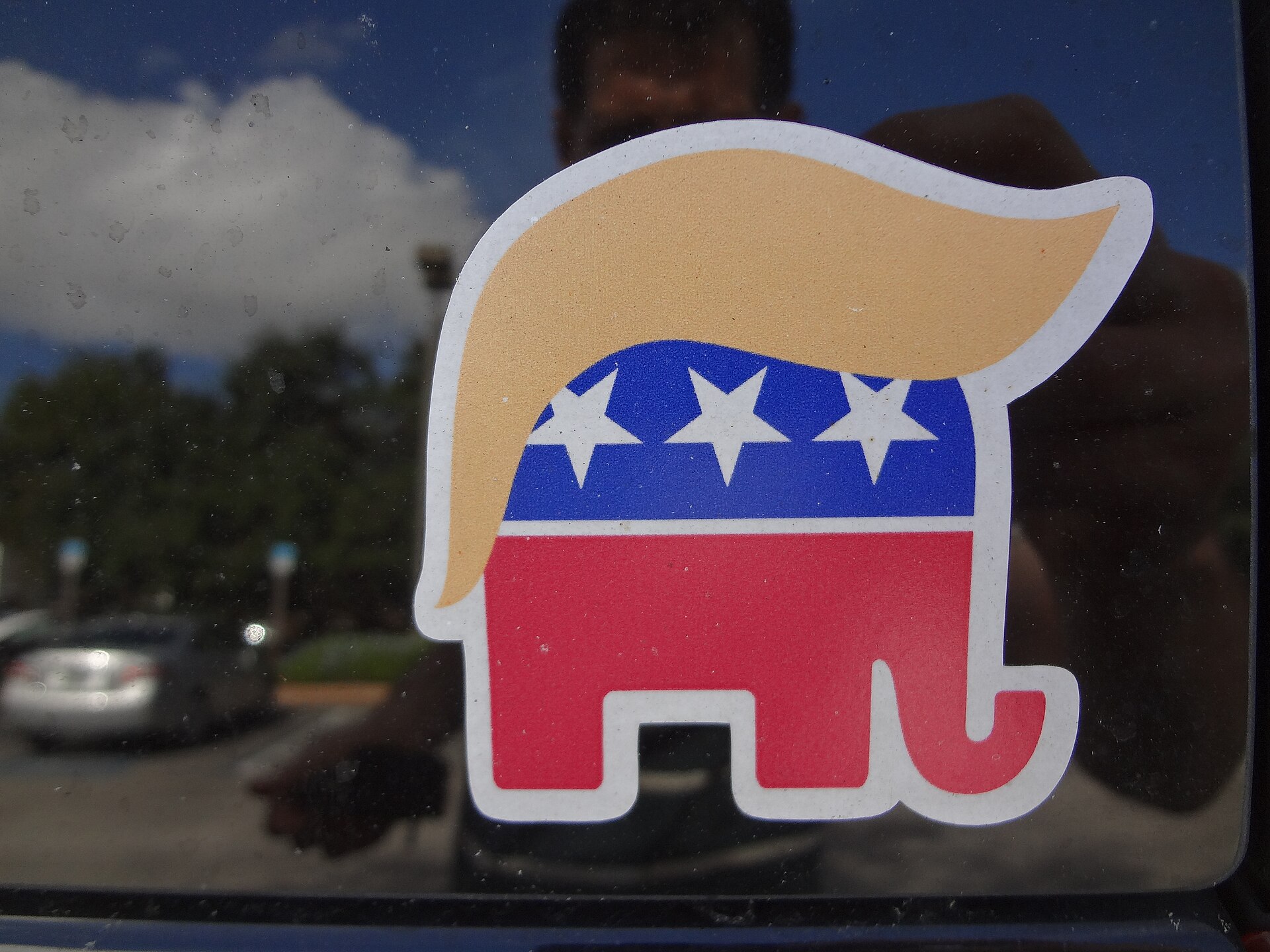 WinRed Under Scrutiny: Democrats Turn the Tables on GOP Fundraising Platform
